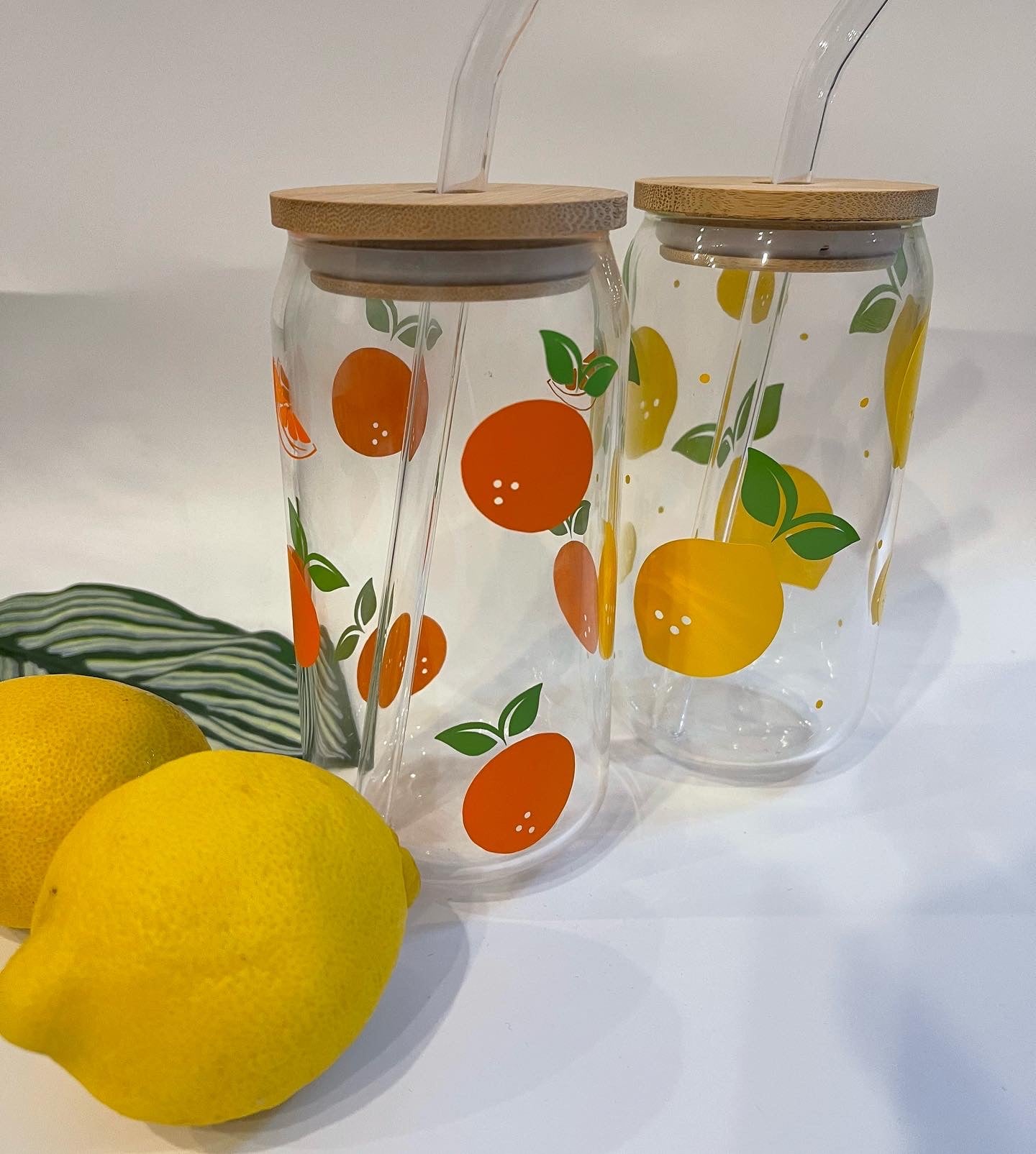 Coffee Cup Oranges w/ Lid and Straw