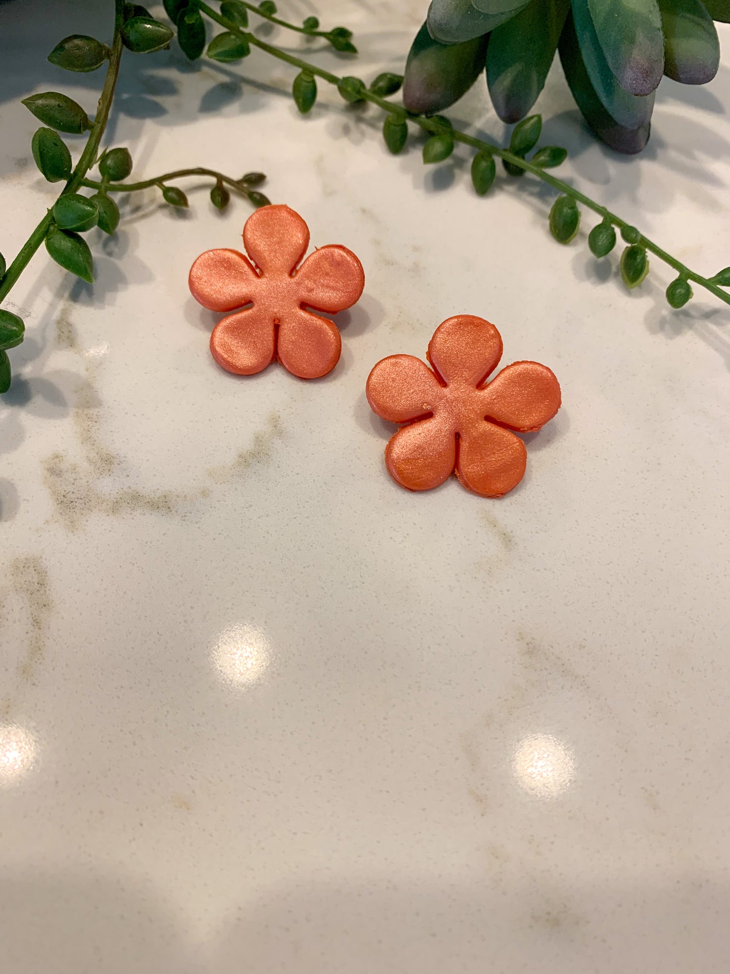 Earrings Flower Groovy Orange